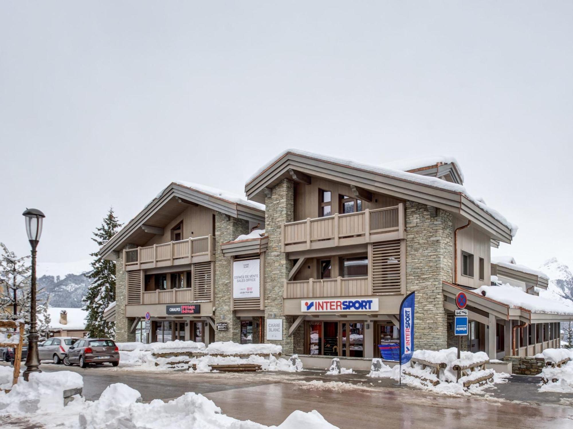 Appartement Raffine Aux Pieds Des Pistes Avec Parking Et Acces Fitness - Fr-1-562-52 クールシュヴェル エクステリア 写真